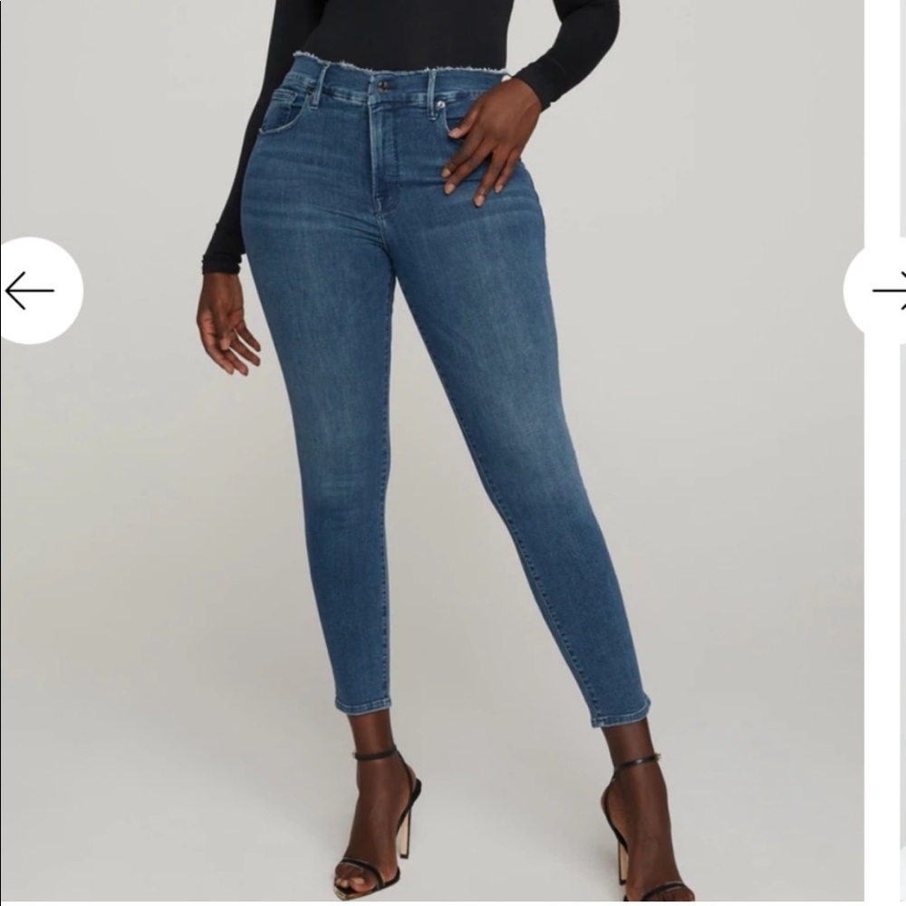 GOOD AMERICAN GOOD LEGS FRAY WAISTBAND
